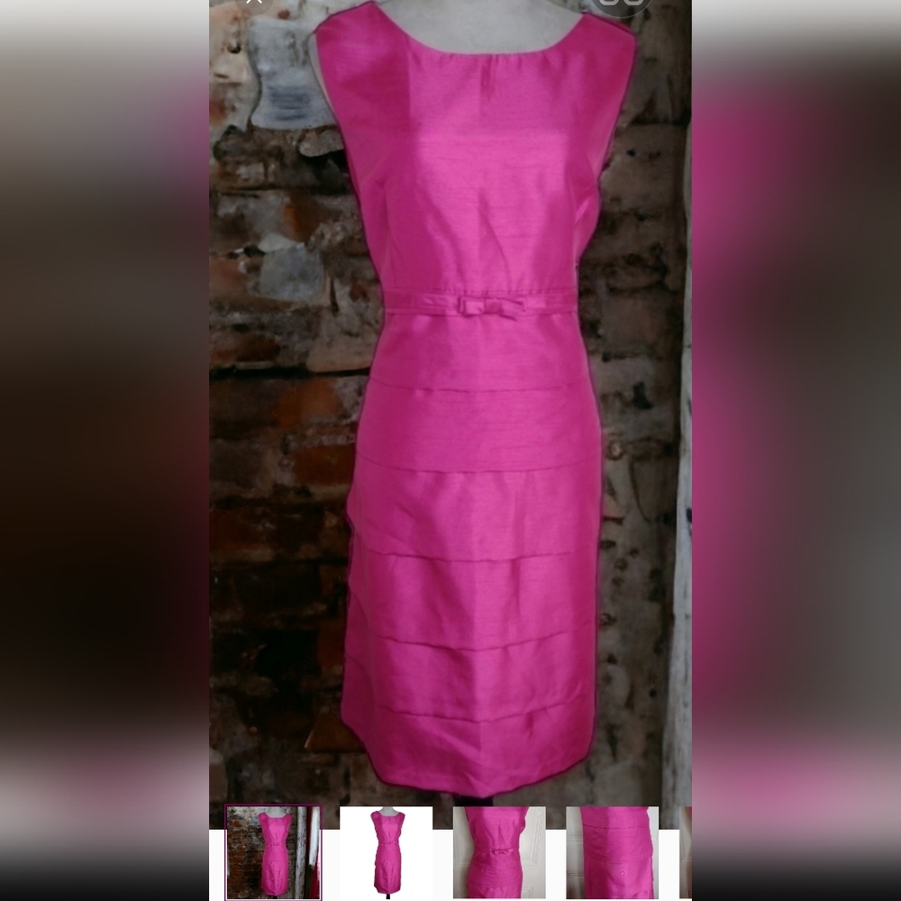 Beautiful 😍 Kim Roger's Hot pink dress 👚